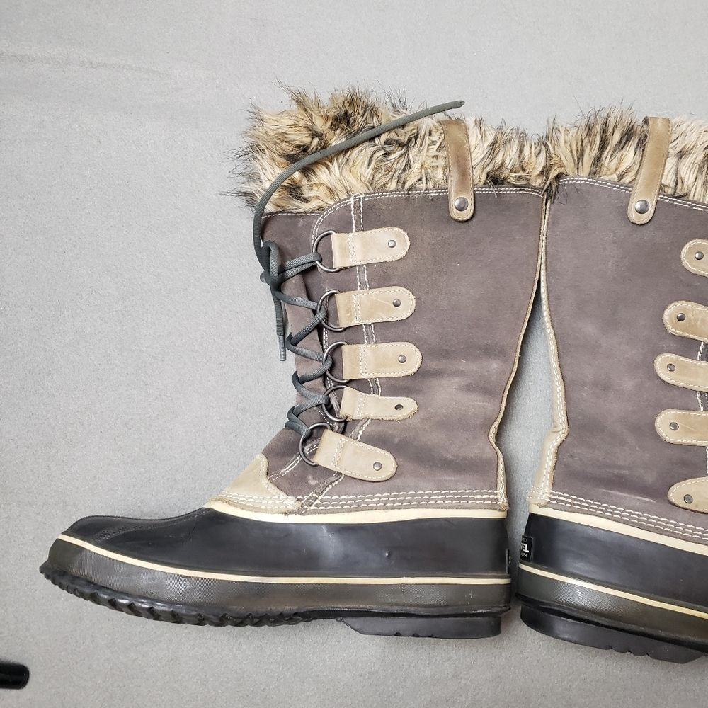 Sorel Brown and Tan Faux-Fur Winter Rain Boots - Picture 14 of 16